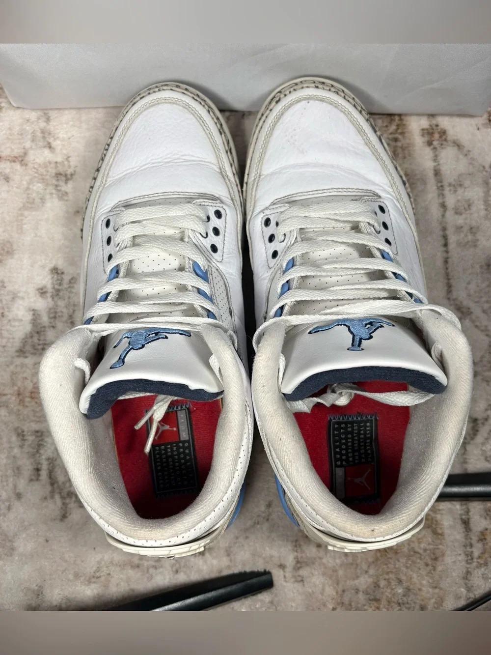 Size 9.5 - Jordan 3 UNC